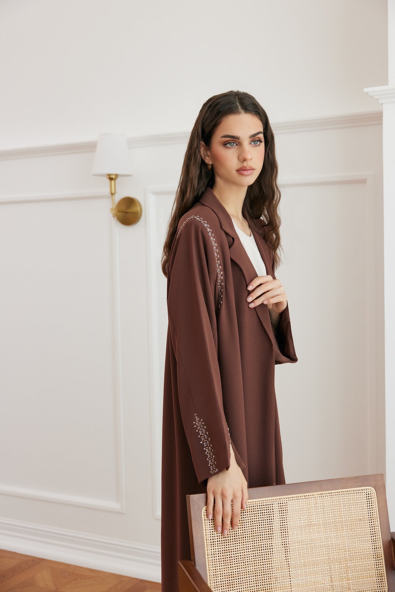 Brown Chic - The McQueen Boutique - Abaya - Abaya Dubai - Abaya Abu Dhabi - Abaya UAE - Abaya - Elegant - Luxury - Emirati - Classic - Modern - Occasion - Traditional - Trends - Embroidery - Modes