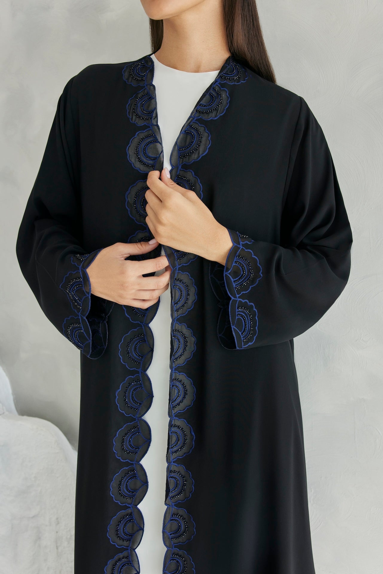 Moon Flower - The McQueen Boutique - Abaya - Abaya Dubai - Abaya Abu Dhabi - Abaya UAE - Abaya - Elegant - Luxury - Emirati - Classic - Modern - Occasion - Traditional - Trends - Embroidery - Modes