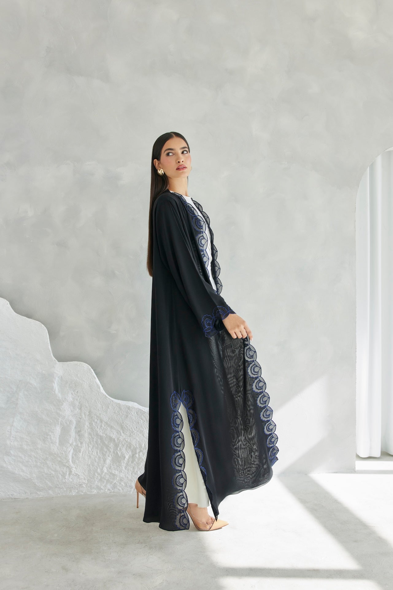 Moon Flower - The McQueen Boutique - Abaya - Abaya Dubai - Abaya Abu Dhabi - Abaya UAE - Abaya - Elegant - Luxury - Emirati - Classic - Modern - Occasion - Traditional - Trends - Embroidery - Modes