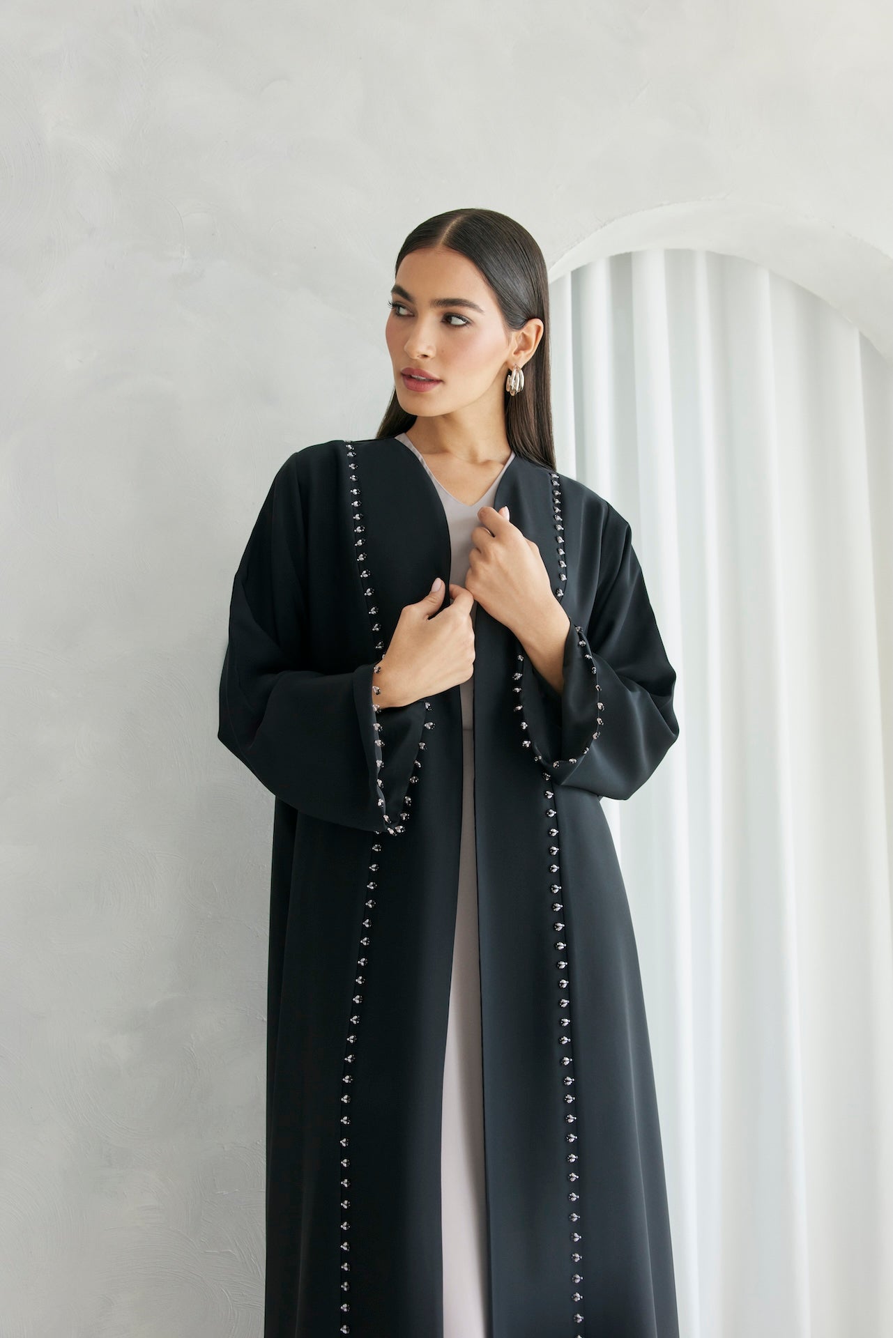Whispering Pearl - The McQueen Boutique - Abaya - Abaya Dubai - Abaya Abu Dhabi - Abaya UAE - Abaya - Elegant - Luxury - Emirati - Classic - Modern - Occasion - Traditional - Trends - Embroidery - Modes