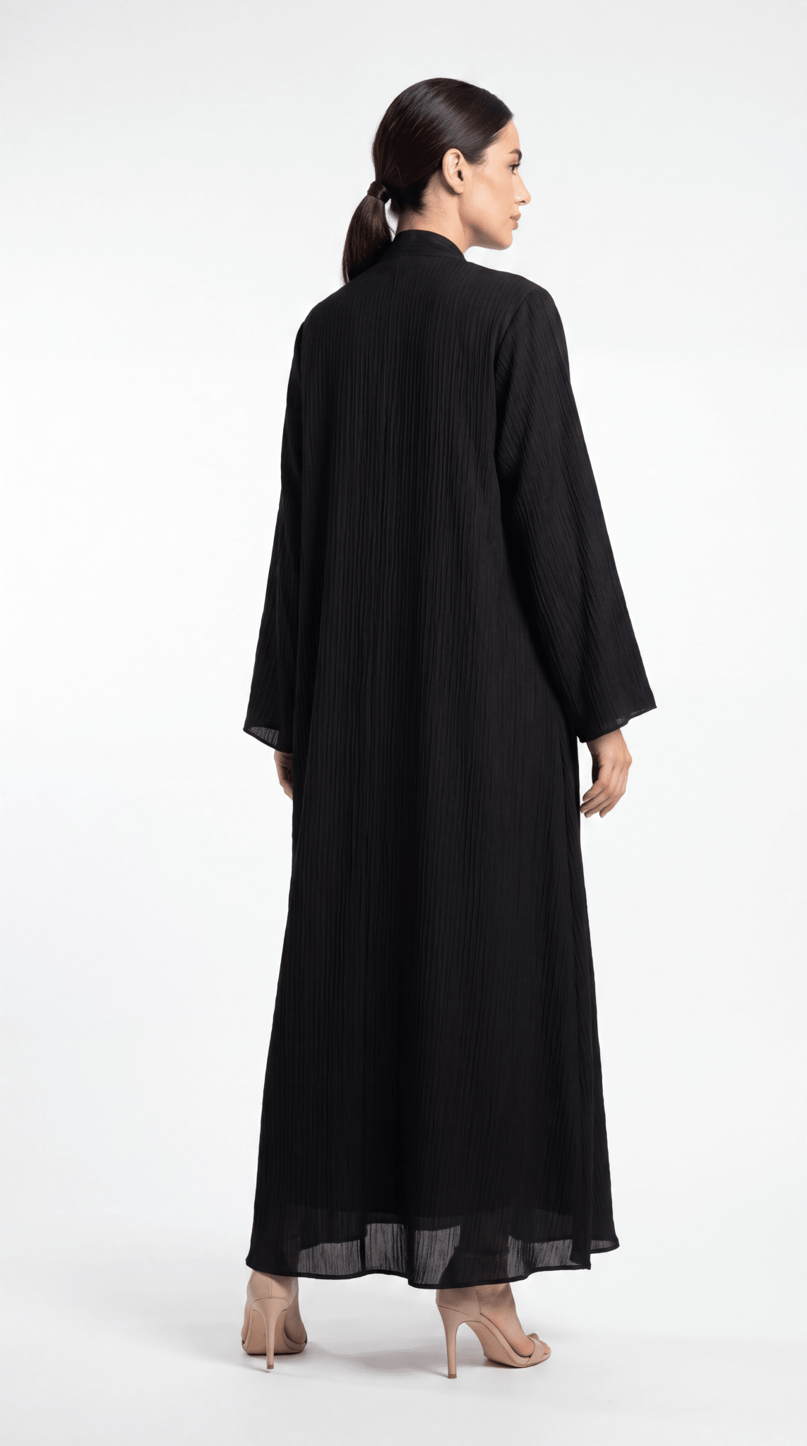 Amani Black - The McQueen Boutique - Abaya - Abaya Dubai - Abaya Abu Dhabi - Abaya UAE - Abaya - Elegant - Luxury - Emirati - Classic - Modern - Occasion - Traditional - Trends - Embroidery - Modes