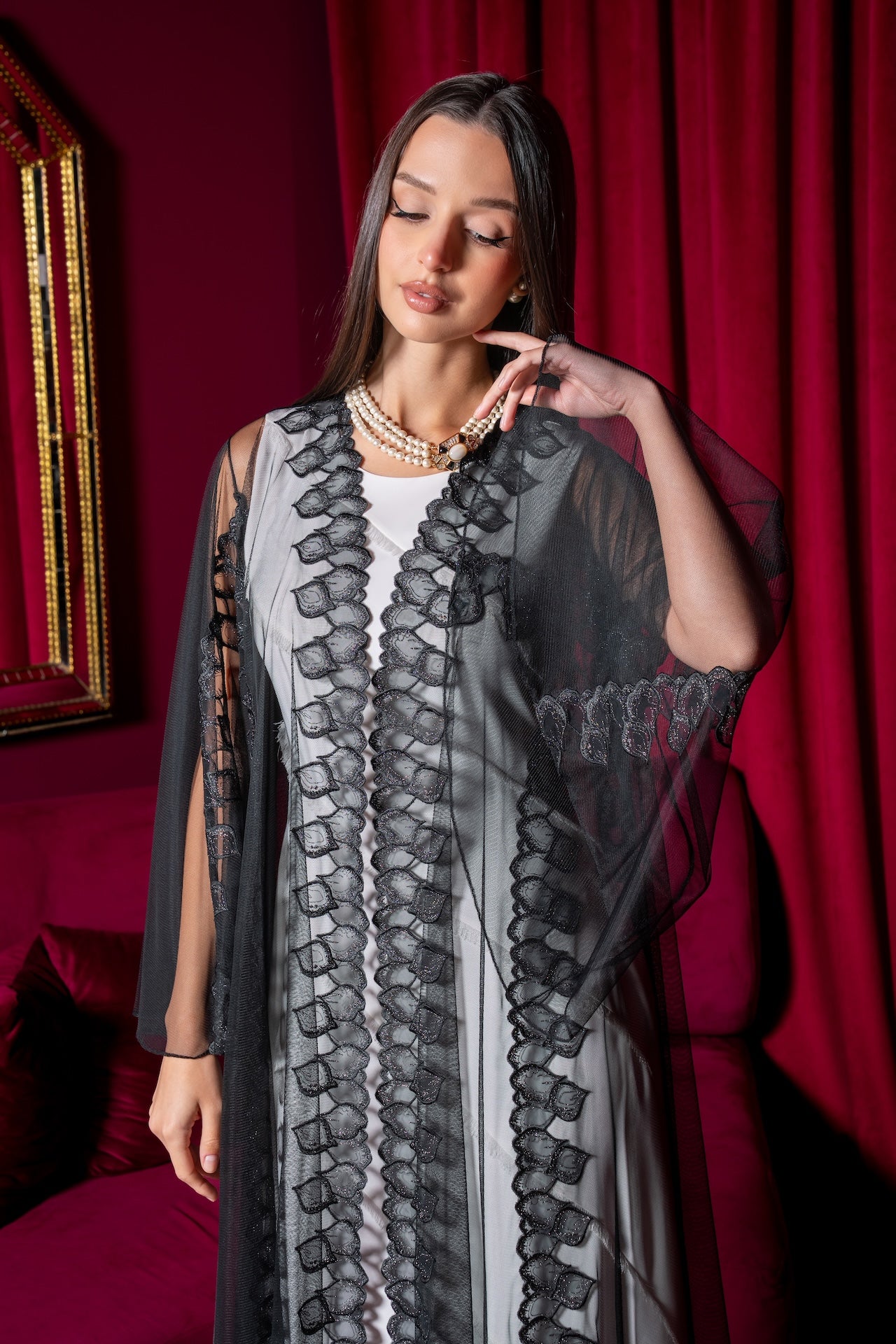 Amaya - The McQueen Boutique - Abaya - Abaya Dubai - Abaya Abu Dhabi - Abaya UAE - Abaya - Elegant - Luxury - Emirati - Classic - Modern - Occasion - Traditional - Trends - Embroidery - Modes