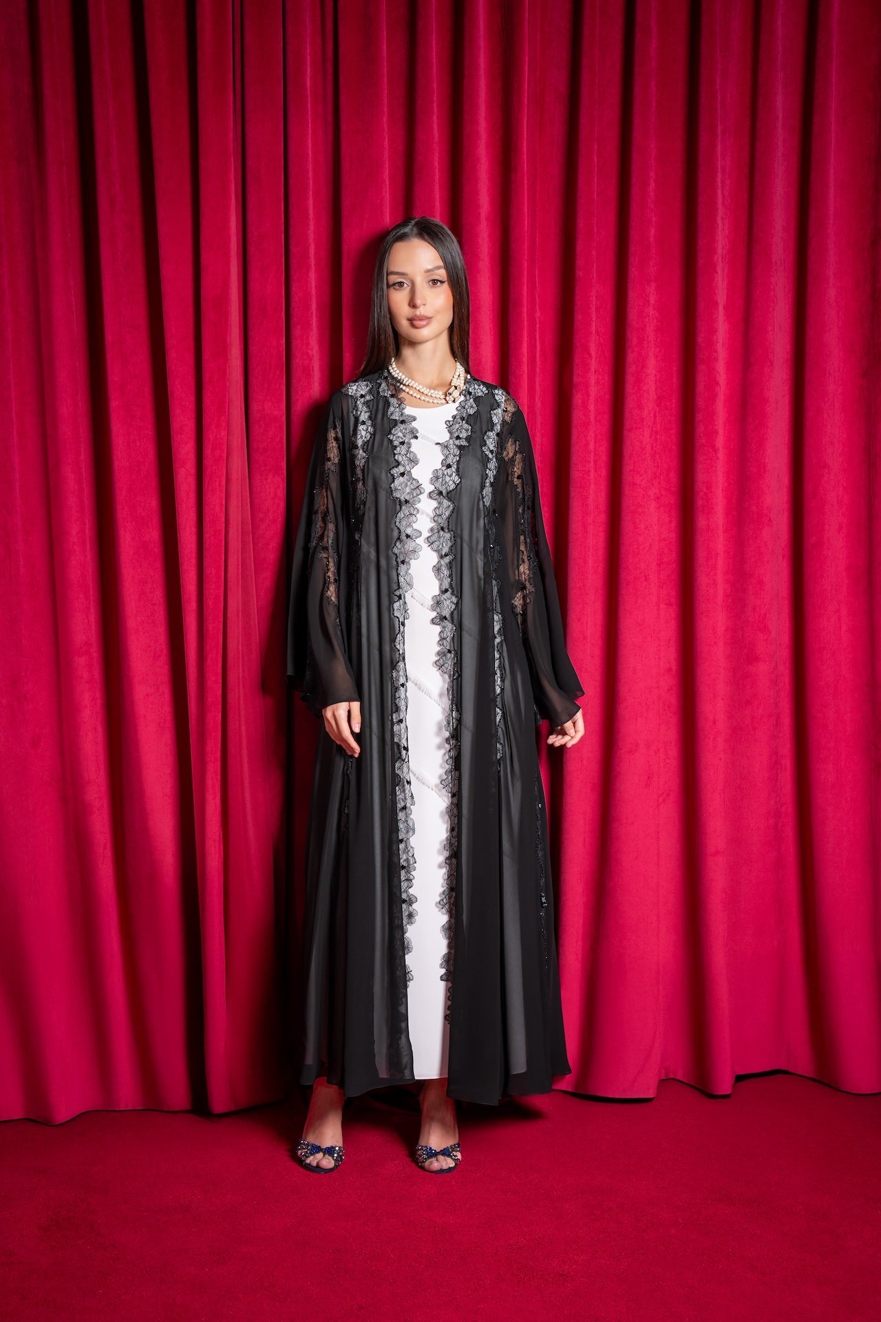 Argento Lace - The McQueen Boutique - Abaya - Abaya Dubai - Abaya Abu Dhabi - Abaya UAE - Abaya - Elegant - Luxury - Emirati - Classic - Modern - Occasion - Traditional - Trends - Embroidery - Modes