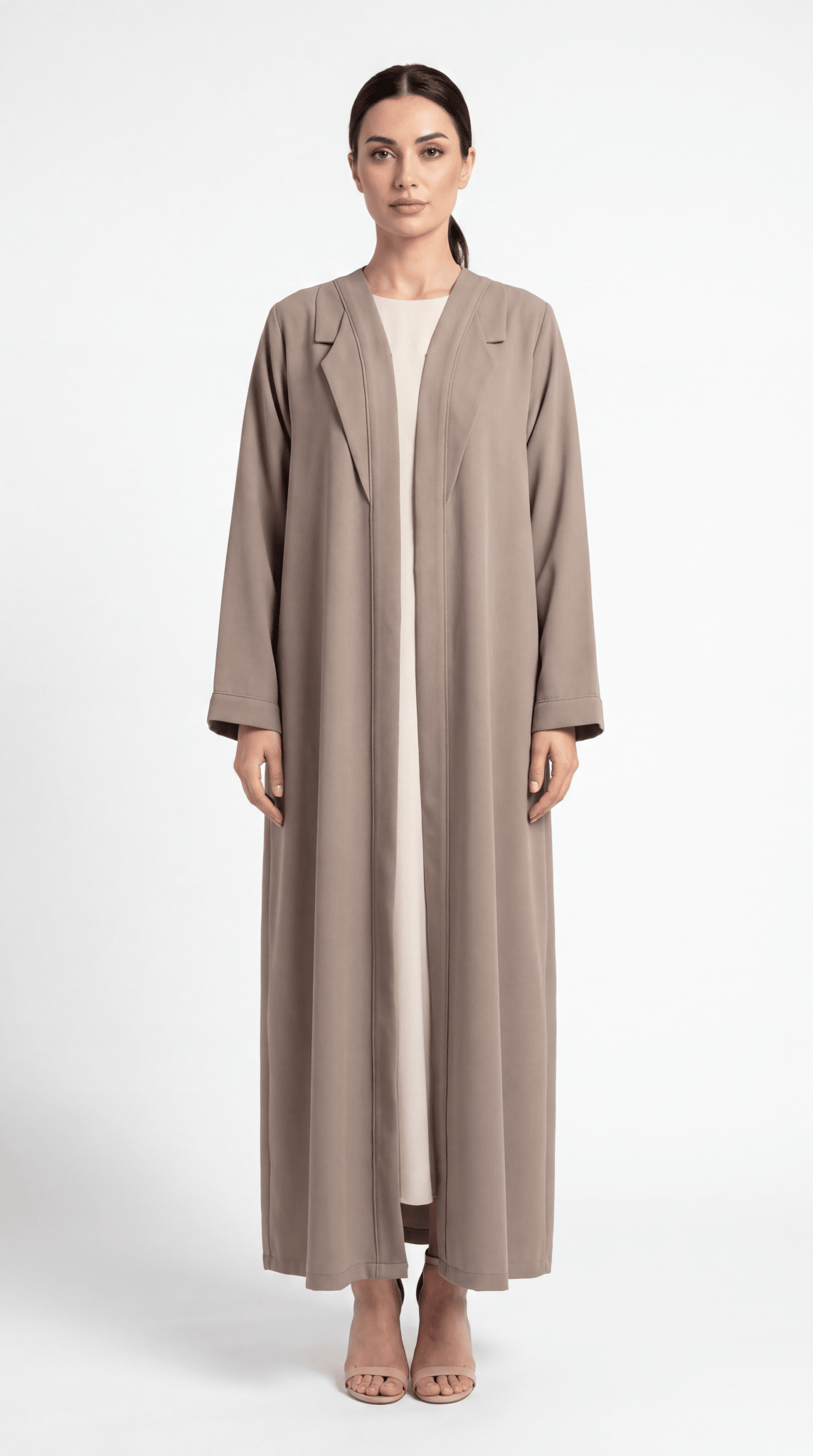 Aseel - The McQueen Boutique - Abaya - Abaya Dubai - Abaya Abu Dhabi - Abaya UAE - Abaya - Elegant - Luxury - Emirati - Classic - Modern - Occasion - Traditional - Trends - Embroidery - Modes