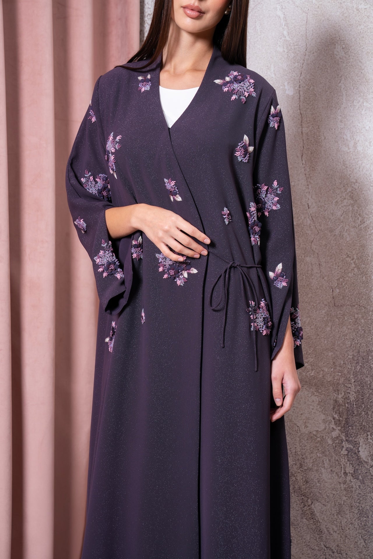 Cinch - Bloom - The McQueen Boutique - Abaya - Abaya Dubai - Abaya Abu Dhabi - Abaya UAE - Abaya - Elegant - Luxury - Emirati - Classic - Modern - Occasion - Traditional - Trends - Embroidery - Modes
