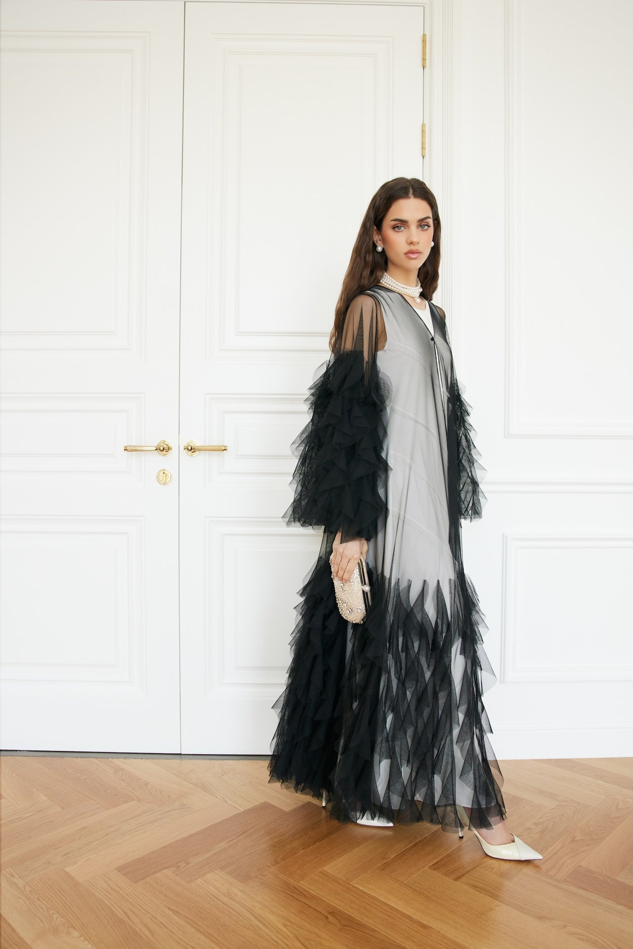 Dream Noir - The McQueen Boutique - Abaya - Abaya Dubai - Abaya Abu Dhabi - Abaya UAE - Abaya - Elegant - Luxury - Emirati - Classic - Modern - Occasion - Traditional - Trends - Embroidery - Modes
