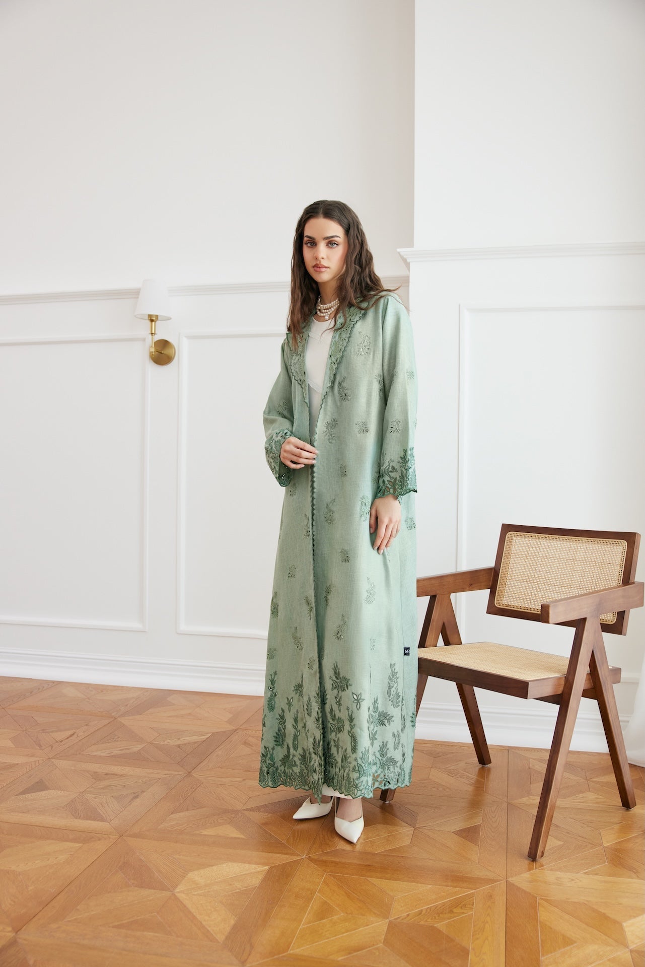 Emerald Bloom - The McQueen Boutique - Abaya - Abaya Dubai - Abaya Abu Dhabi - Abaya UAE - Abaya - Elegant - Luxury - Emirati - Classic - Modern - Occasion - Traditional - Trends - Embroidery - Modes