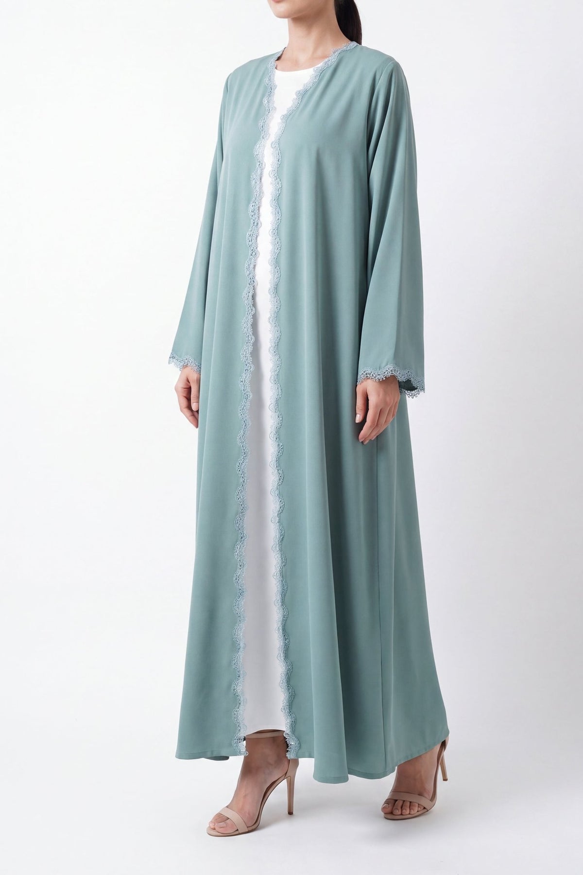 Inaya Torquoise - The McQueen Boutique - Abaya - Abaya Dubai - Abaya Abu Dhabi - Abaya UAE - Abaya - Elegant - Luxury - Emirati - Classic - Modern - Occasion - Traditional - Trends - Embroidery - Modes