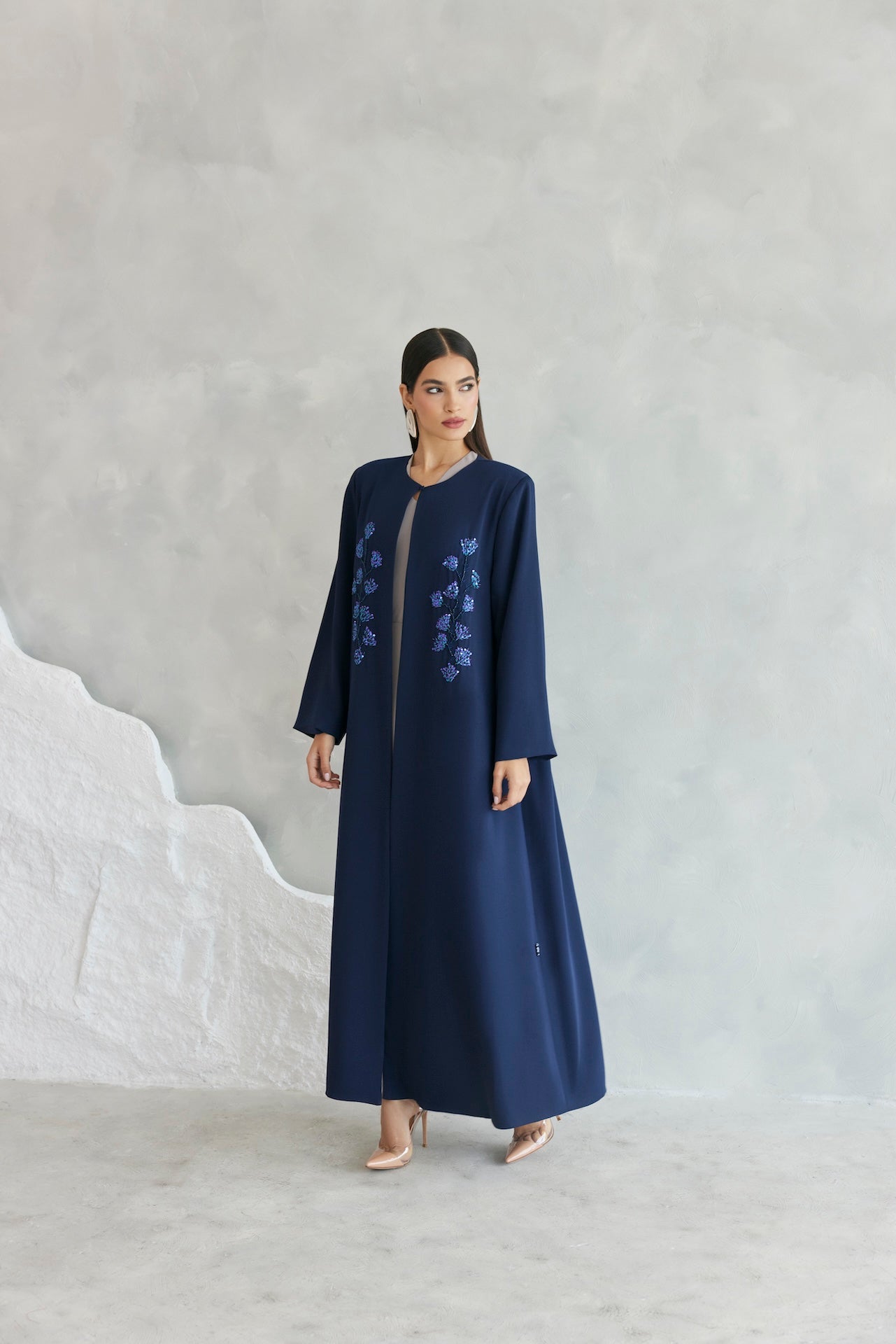 Indigo Bloom - The McQueen Boutique - Abaya - Abaya Dubai - Abaya Abu Dhabi - Abaya UAE - Abaya - Elegant - Luxury - Emirati - Classic - Modern - Occasion - Traditional - Trends - Embroidery - Modes