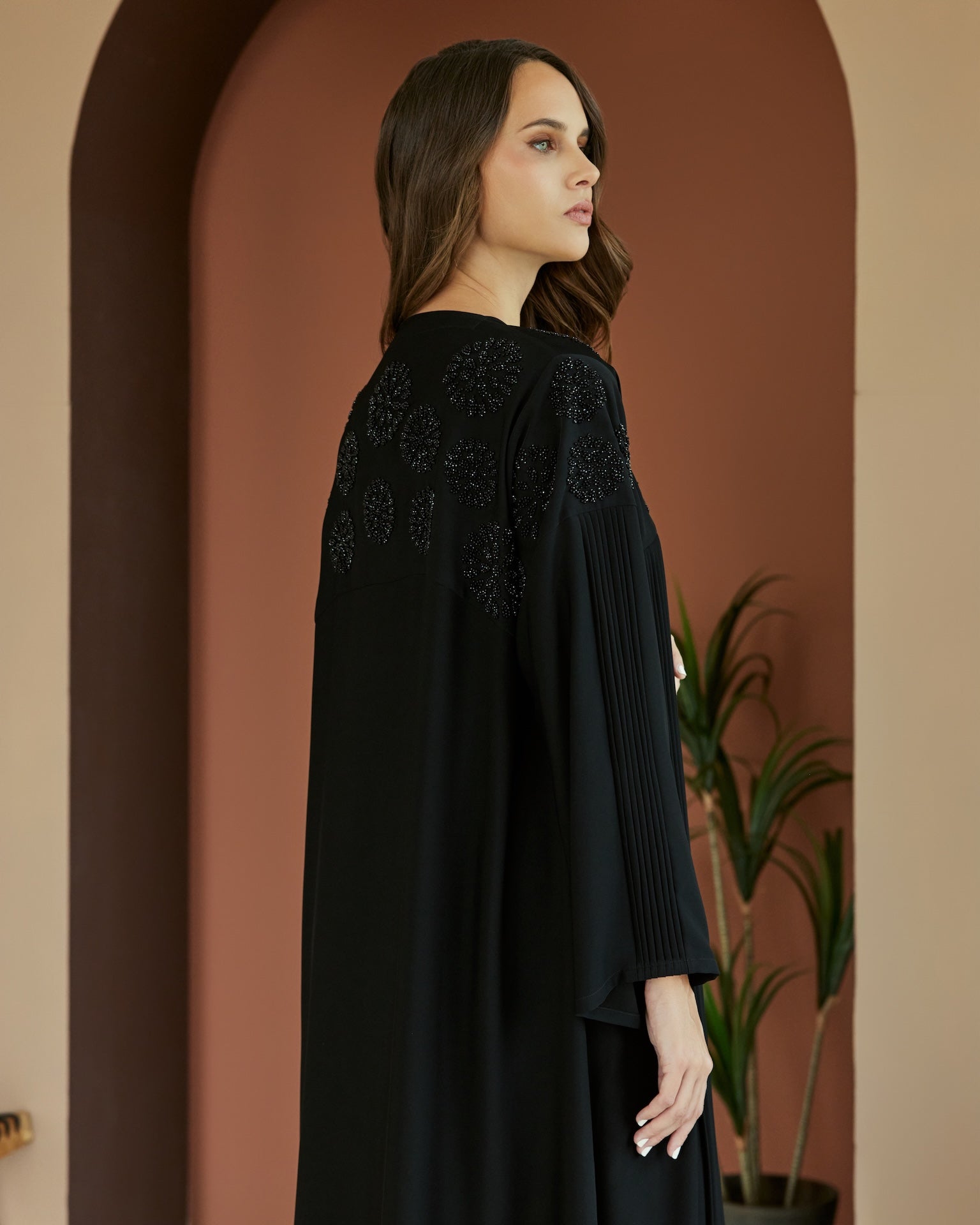 Lilyana - The McQueen Boutique - Abaya - Abaya Dubai - Abaya Abu Dhabi - Abaya UAE - Abaya - Elegant - Luxury - Emirati - Classic - Modern - Occasion - Traditional - Trends - Embroidery - Modes