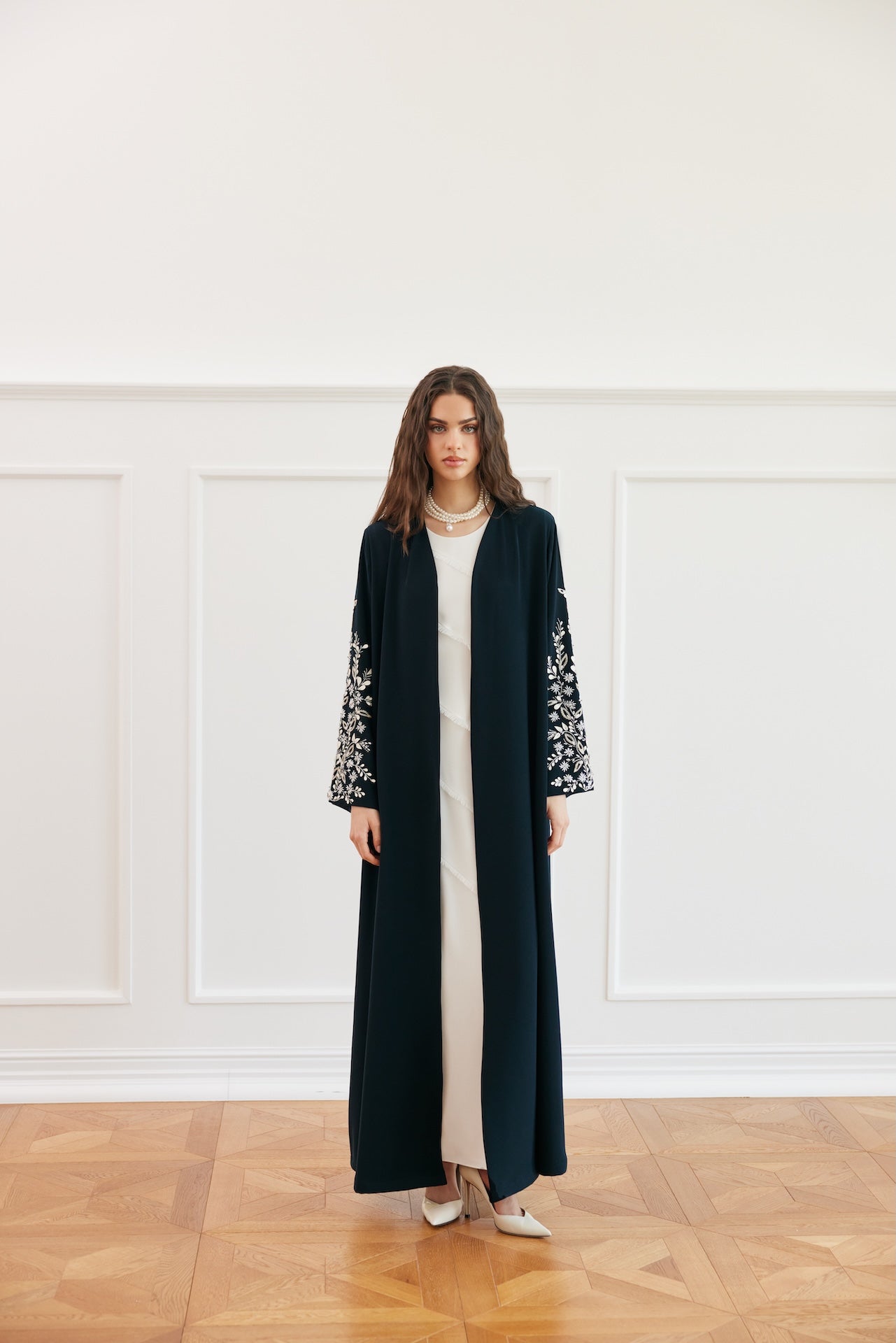 Luminous Vine - The McQueen Boutique - Abaya - Abaya Dubai - Abaya Abu Dhabi - Abaya UAE - Abaya - Elegant - Luxury - Emirati - Classic - Modern - Occasion - Traditional - Trends - Embroidery - Modes