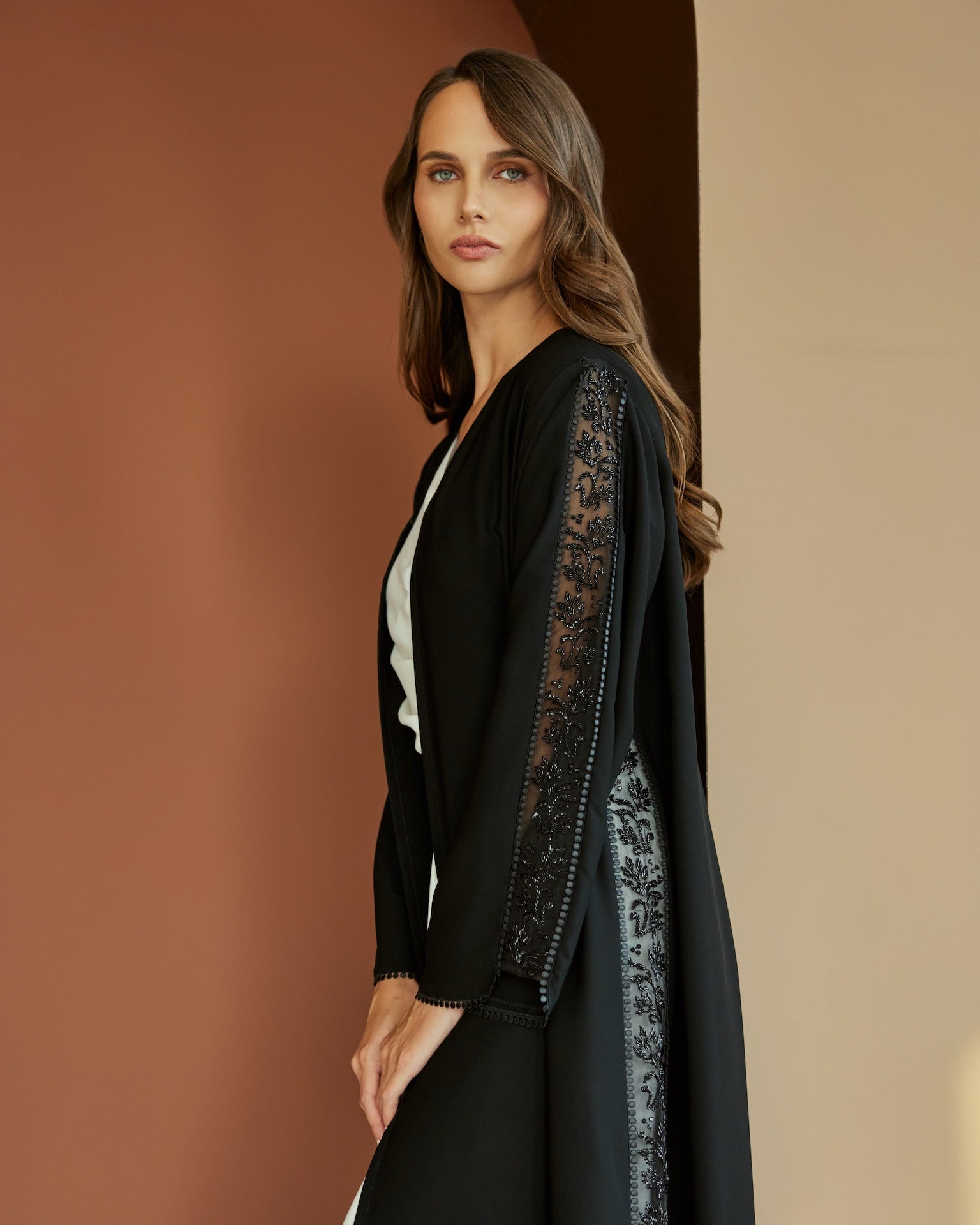 Maria - The McQueen Boutique - Abaya - Abaya Dubai - Abaya Abu Dhabi - Abaya UAE - Abaya - Elegant - Luxury - Emirati - Classic - Modern - Occasion - Traditional - Trends - Embroidery - Modes