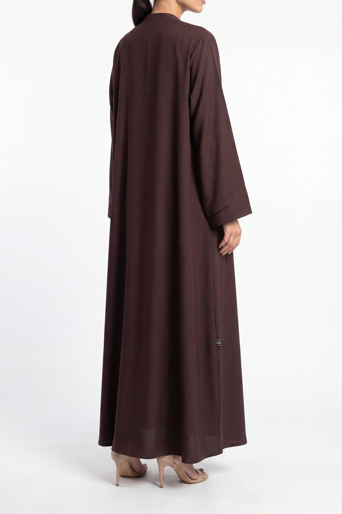 Maysa - The McQueen Boutique - Abaya - Abaya Dubai - Abaya Abu Dhabi - Abaya UAE - Abaya - Elegant - Luxury - Emirati - Classic - Modern - Occasion - Traditional - Trends - Embroidery - Modes