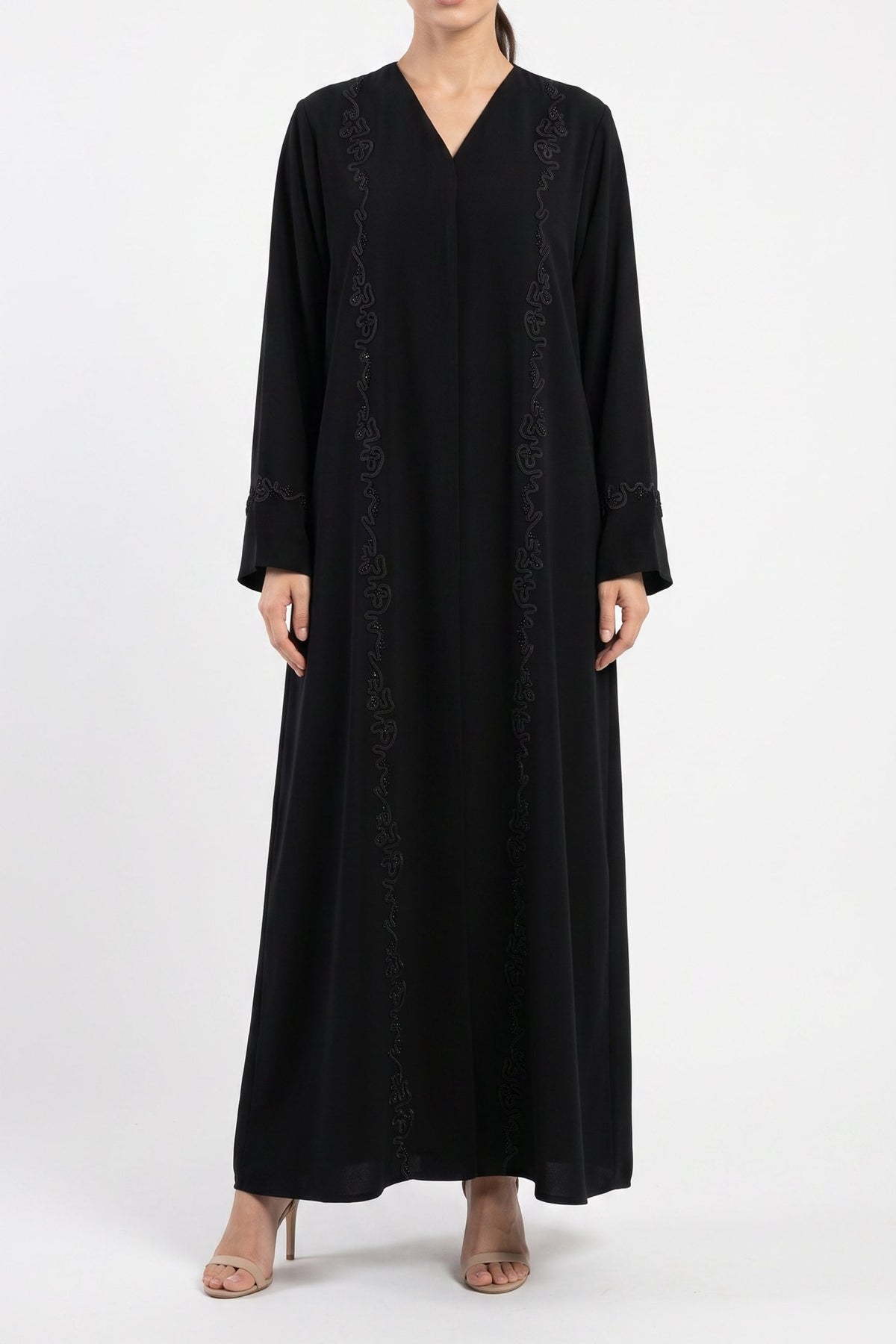 Midnight Aura - The McQueen Boutique - Abaya - Abaya Dubai - Abaya Abu Dhabi - Abaya UAE - Abaya - Elegant - Luxury - Emirati - Classic - Modern - Occasion - Traditional - Trends - Embroidery - Modes