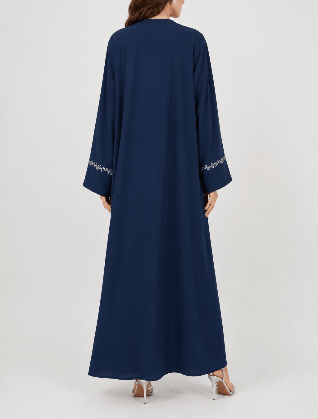 Midnight Lily - The McQueen Boutique - Abaya - Abaya Dubai - Abaya Abu Dhabi - Abaya UAE - Abaya - Elegant - Luxury - Emirati - Classic - Modern - Occasion - Traditional - Trends - Embroidery - Modes