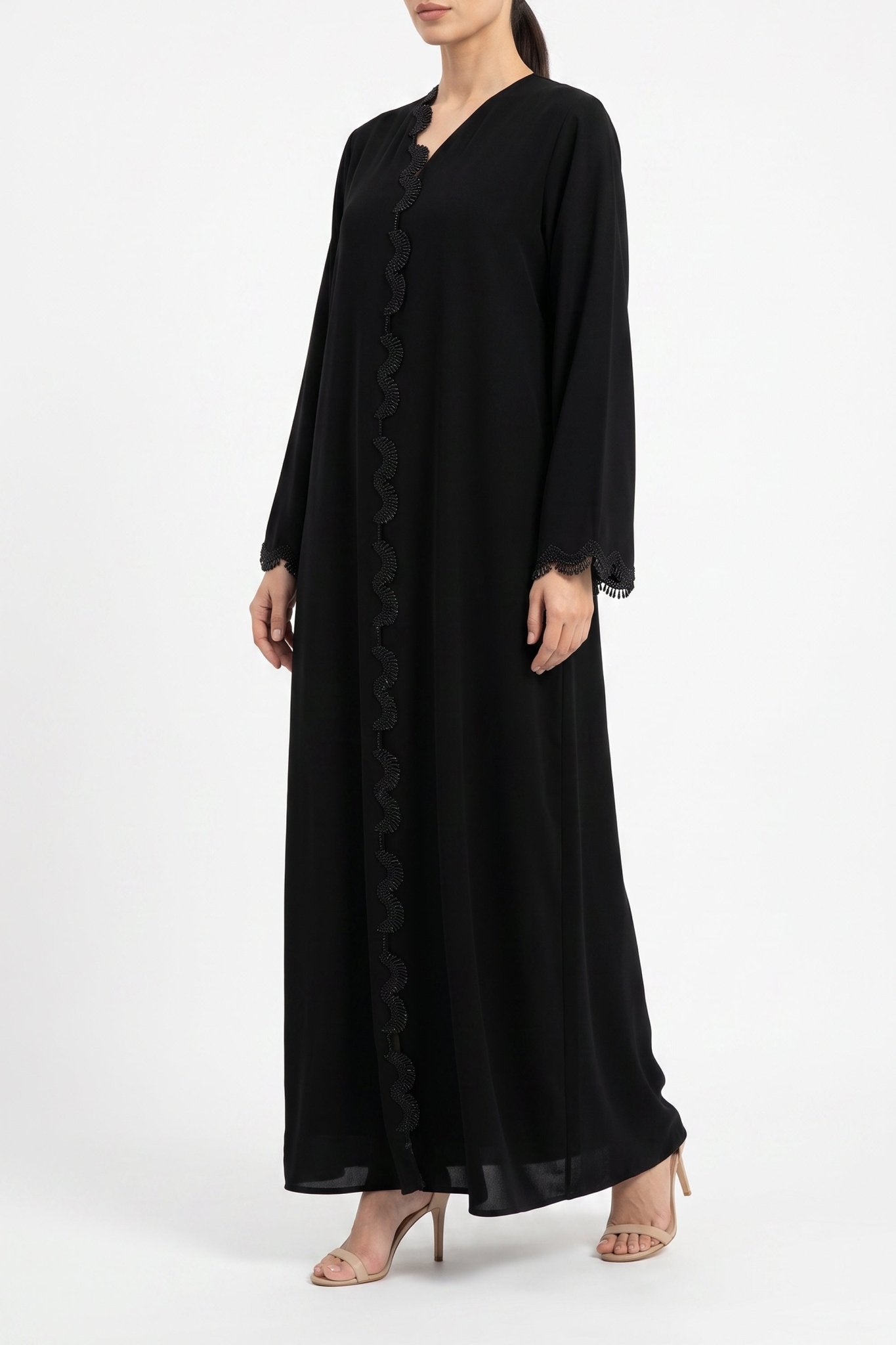 Midnight Scallop - The McQueen Boutique - Abaya - Abaya Dubai - Abaya Abu Dhabi - Abaya UAE - Abaya - Elegant - Luxury - Emirati - Classic - Modern - Occasion - Traditional - Trends - Embroidery - Modes