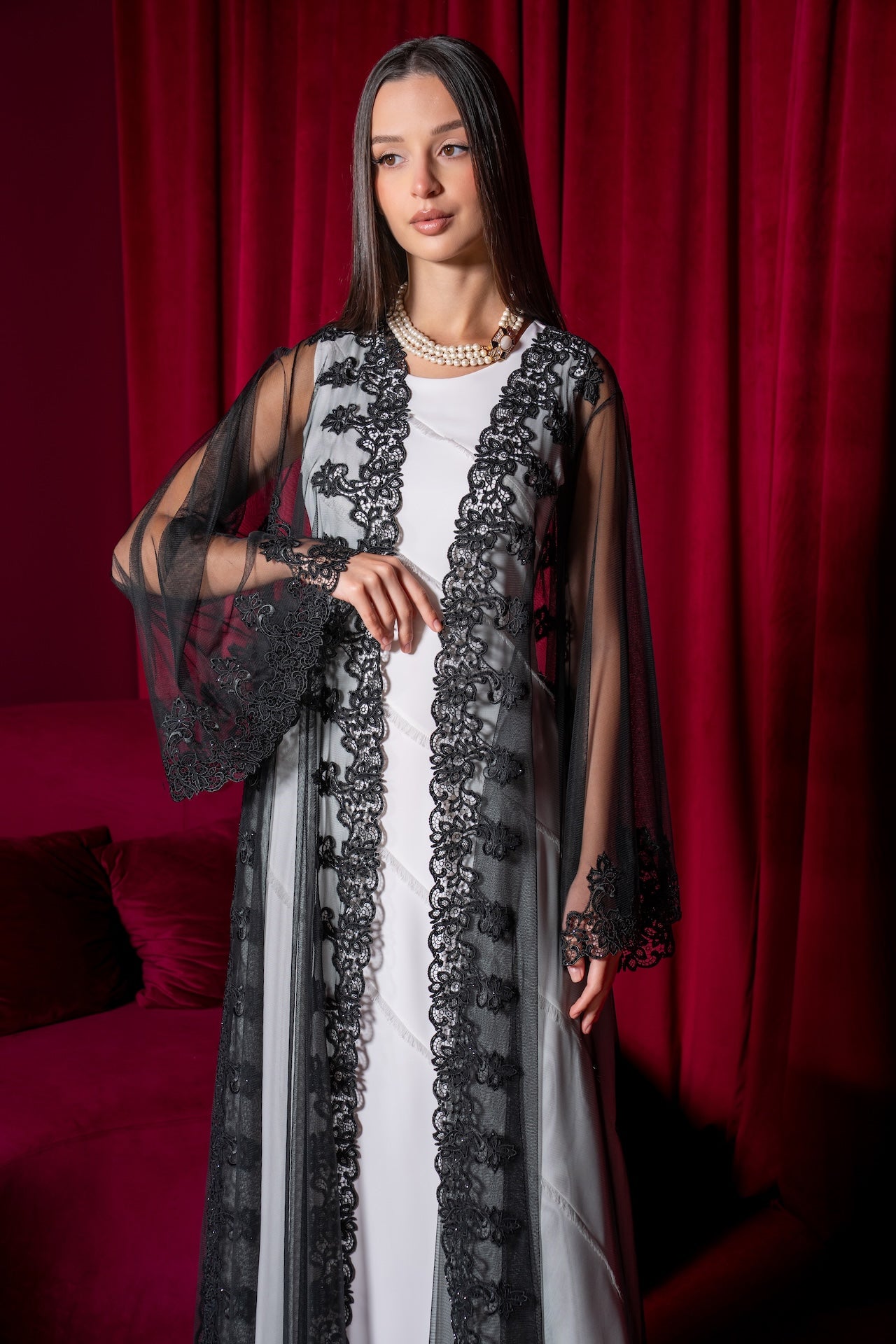 Noir Chantilly - The McQueen Boutique - Abaya - Abaya Dubai - Abaya Abu Dhabi - Abaya UAE - Abaya - Elegant - Luxury - Emirati - Classic - Modern - Occasion - Traditional - Trends - Embroidery - Modes
