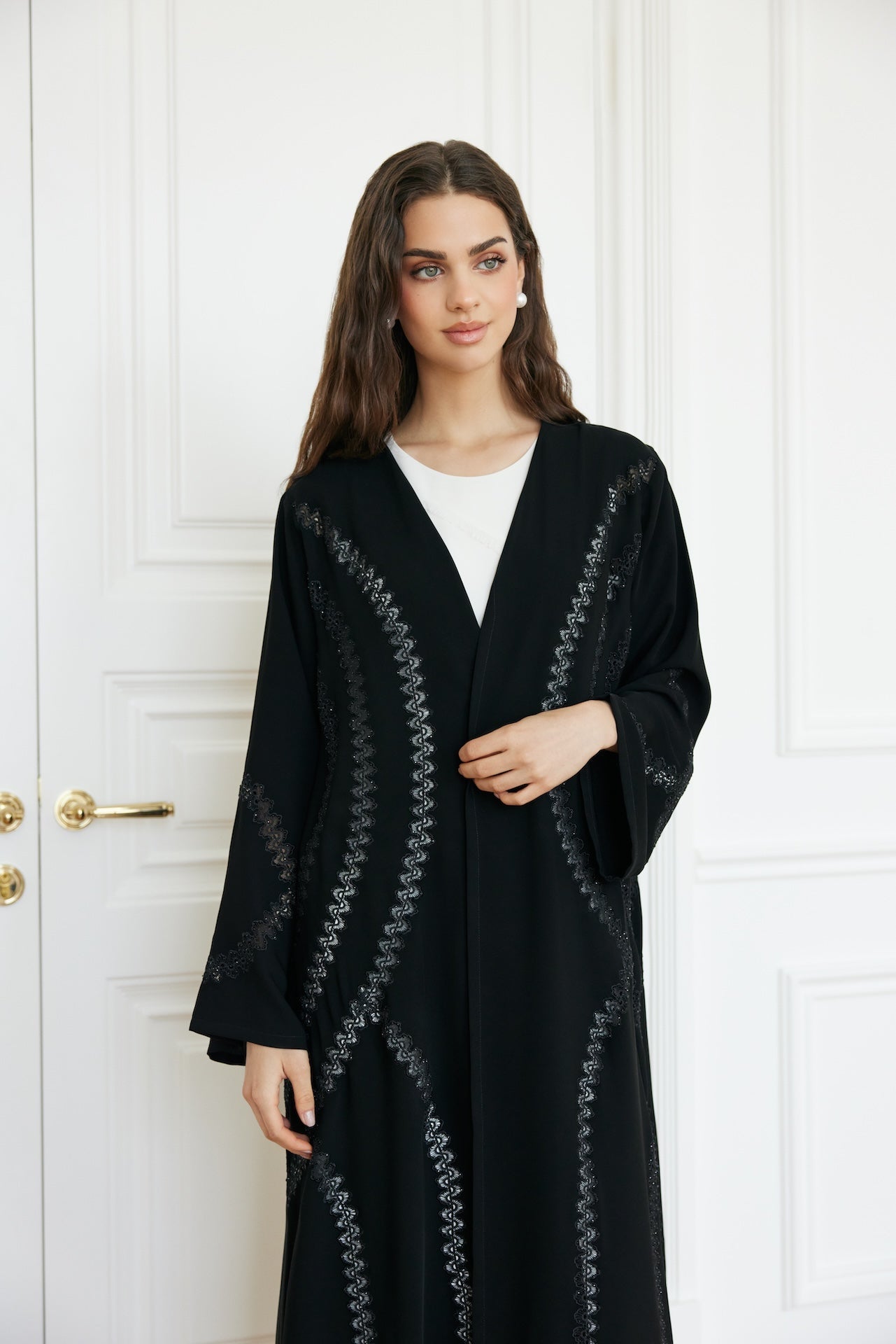 Rhythm - The McQueen Boutique - Abaya - Abaya Dubai - Abaya Abu Dhabi - Abaya UAE - Abaya - Elegant - Luxury - Emirati - Classic - Modern - Occasion - Traditional - Trends - Embroidery - Modes