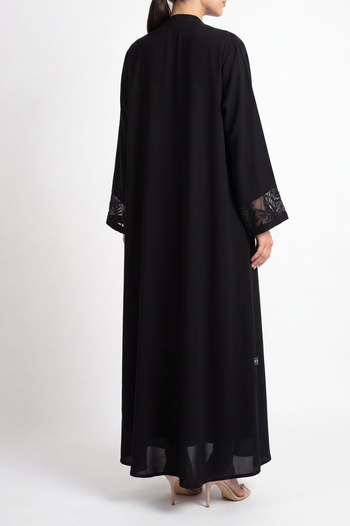 Rima - The McQueen Boutique - Abaya - Abaya Dubai - Abaya Abu Dhabi - Abaya UAE - Abaya - Elegant - Luxury - Emirati - Classic - Modern - Occasion - Traditional - Trends - Embroidery - Modes