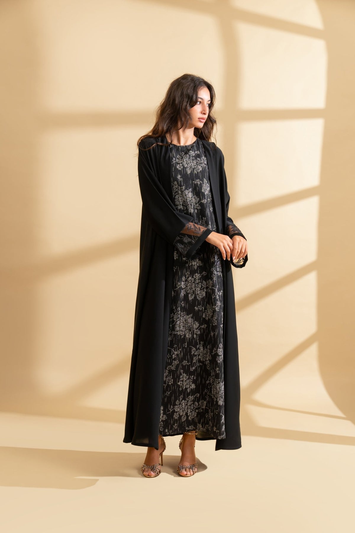 Rima - The McQueen Boutique - Abaya - Abaya Dubai - Abaya Abu Dhabi - Abaya UAE - Abaya - Elegant - Luxury - Emirati - Classic - Modern - Occasion - Traditional - Trends - Embroidery - Modes