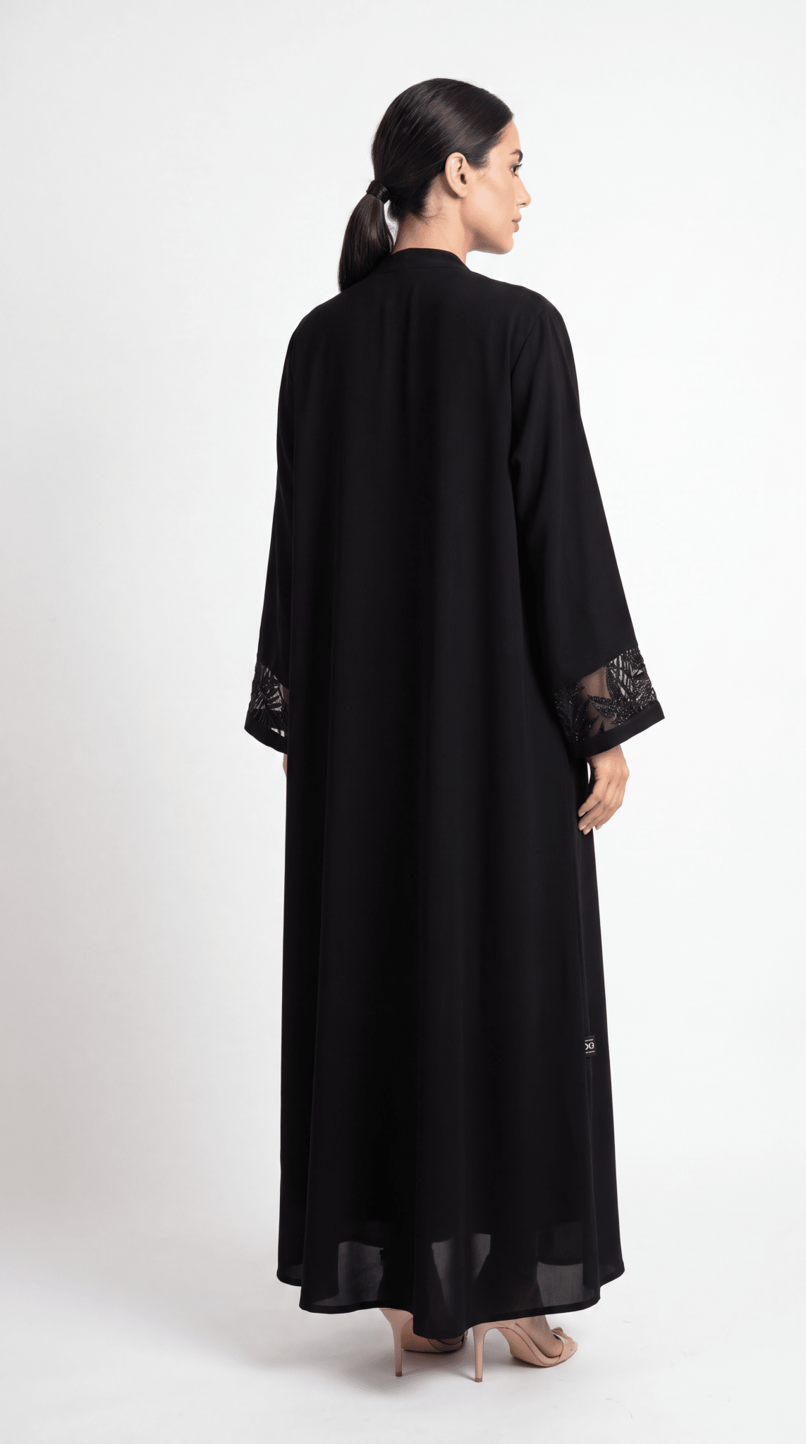 Rima - The McQueen Boutique - Abaya - Abaya Dubai - Abaya Abu Dhabi - Abaya UAE - Abaya - Elegant - Luxury - Emirati - Classic - Modern - Occasion - Traditional - Trends - Embroidery - Modes