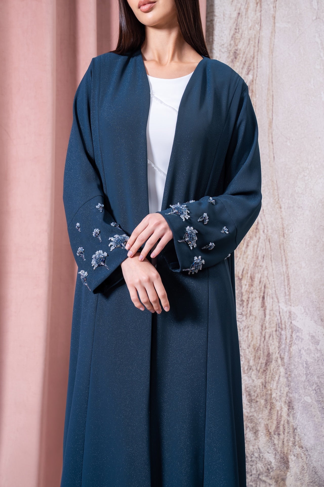 Rivana - The McQueen Boutique - Abaya - Abaya Dubai - Abaya Abu Dhabi - Abaya UAE - Abaya - Elegant - Luxury - Emirati - Classic - Modern - Occasion - Traditional - Trends - Embroidery - Modes