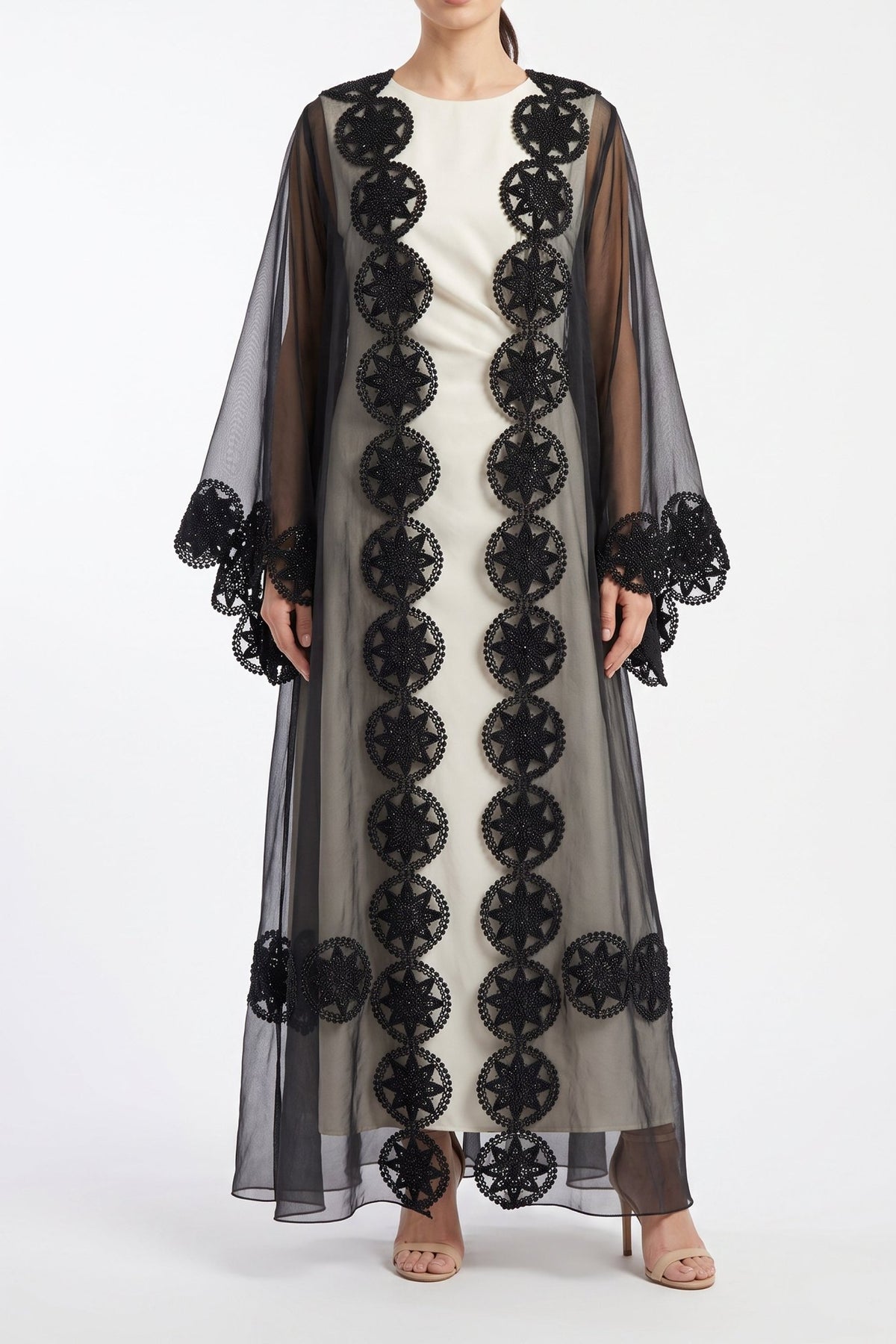 Rosette - The McQueen Boutique - Abaya - Abaya Dubai - Abaya Abu Dhabi - Abaya UAE - Abaya - Elegant - Luxury - Emirati - Classic - Modern - Occasion - Traditional - Trends - Embroidery - Modes