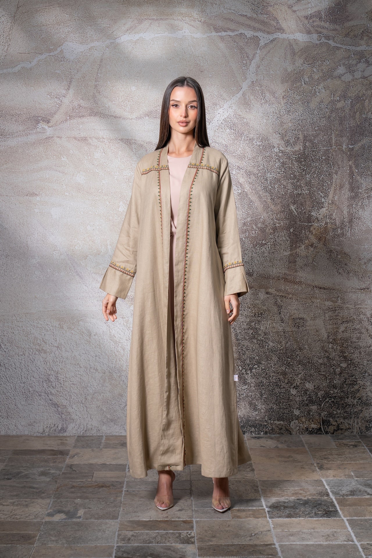 Sandstone Oasis - The McQueen Boutique - Abaya - Abaya Dubai - Abaya Abu Dhabi - Abaya UAE - Abaya - Elegant - Luxury - Emirati - Classic - Modern - Occasion - Traditional - Trends - Embroidery - Modes