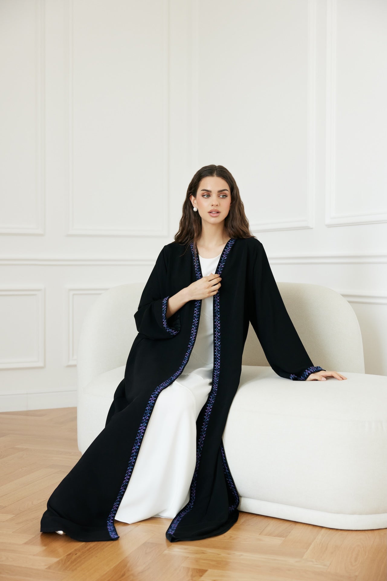 Violet Wave - The McQueen Boutique - Abaya - Abaya Dubai - Abaya Abu Dhabi - Abaya UAE - Abaya - Elegant - Luxury - Emirati - Classic - Modern - Occasion - Traditional - Trends - Embroidery - Modes