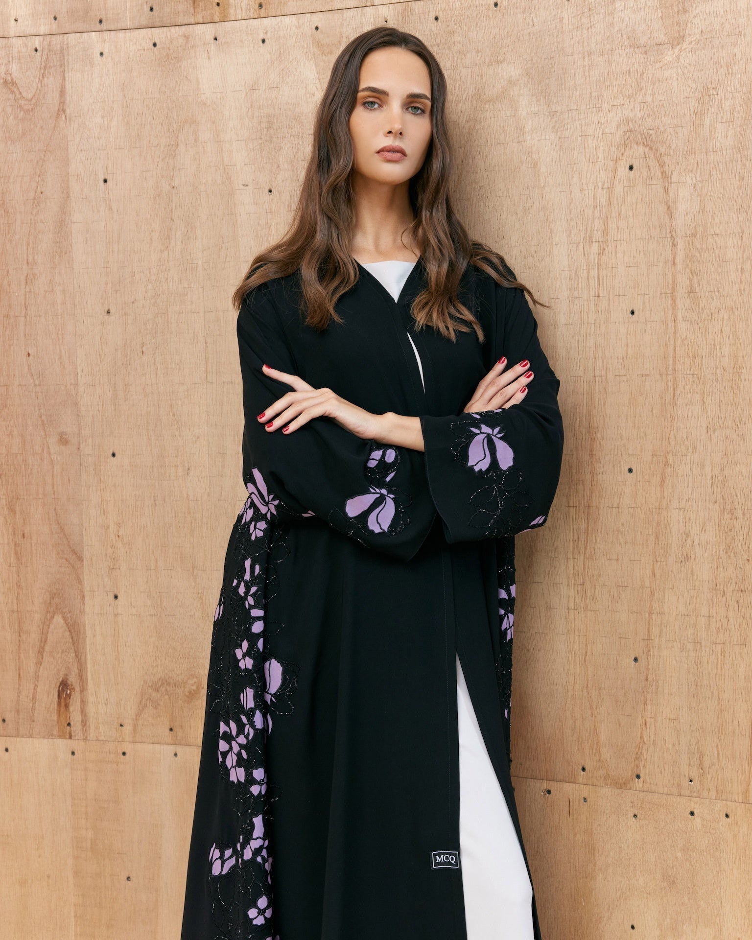 Zahria - The McQueen Boutique - Abaya - Abaya Dubai - Abaya Abu Dhabi - Abaya UAE - Abaya - Elegant - Luxury - Emirati - Classic - Modern - Occasion - Traditional - Trends - Embroidery - Modes